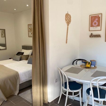 Studio Apartment Lu Rupa Exterior photo